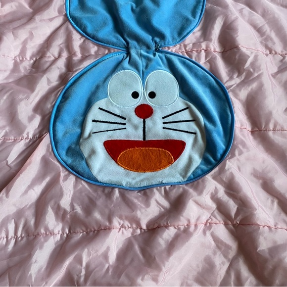 Vintage Doraemon pillow convertible to a blanket , blanket zips into pillow - Picture 5 of 5